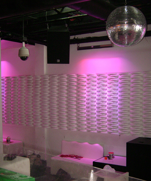 Mostra pequena da faixa do disco do equipamento do estúdio do sistema de colunas do karaoke, orador do disco